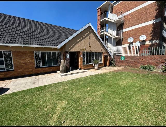 4 BEDROOM HOUSE FOR SALE IN CASON